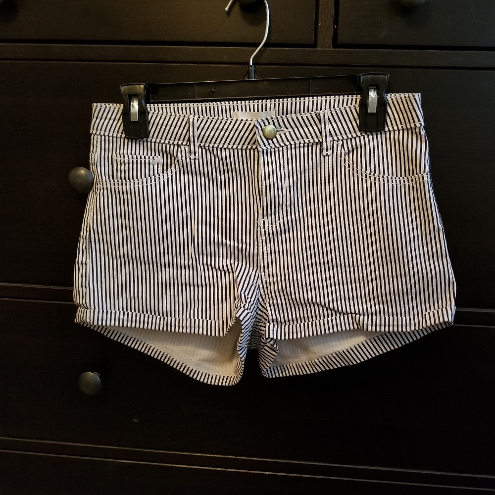 H&M denim striped shorts